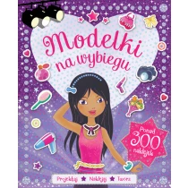 Praca zbiorowa Modelki na wybiegu